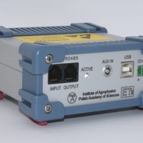 TDR/MUX 微型土壤水分、溫度、電導(dǎo)率、水勢監(jiān)測儀